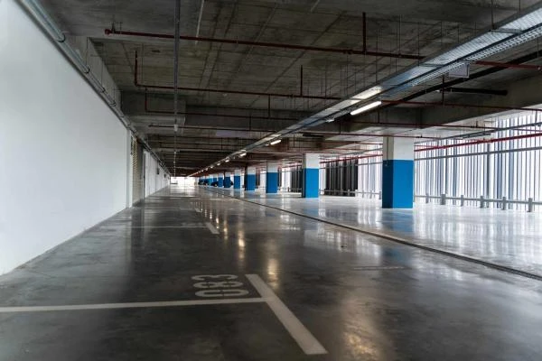 Un-parking-vide